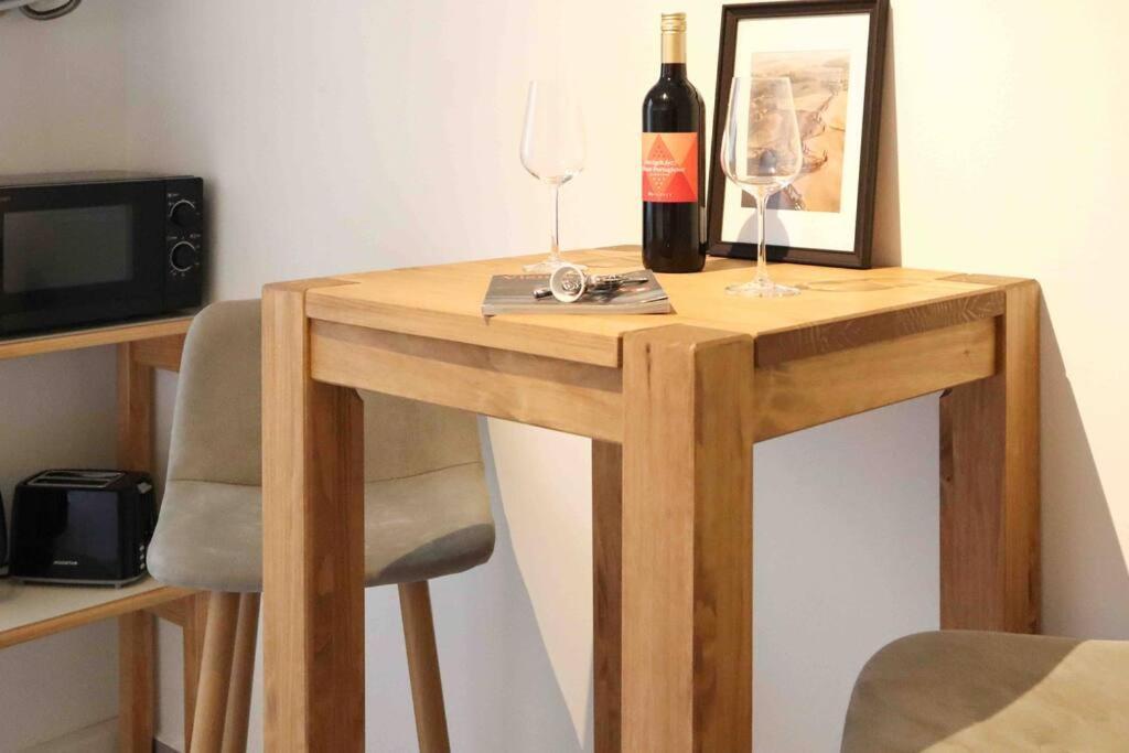 Charming, Modern & Spacious Apartment ウィーン エクステリア 写真
